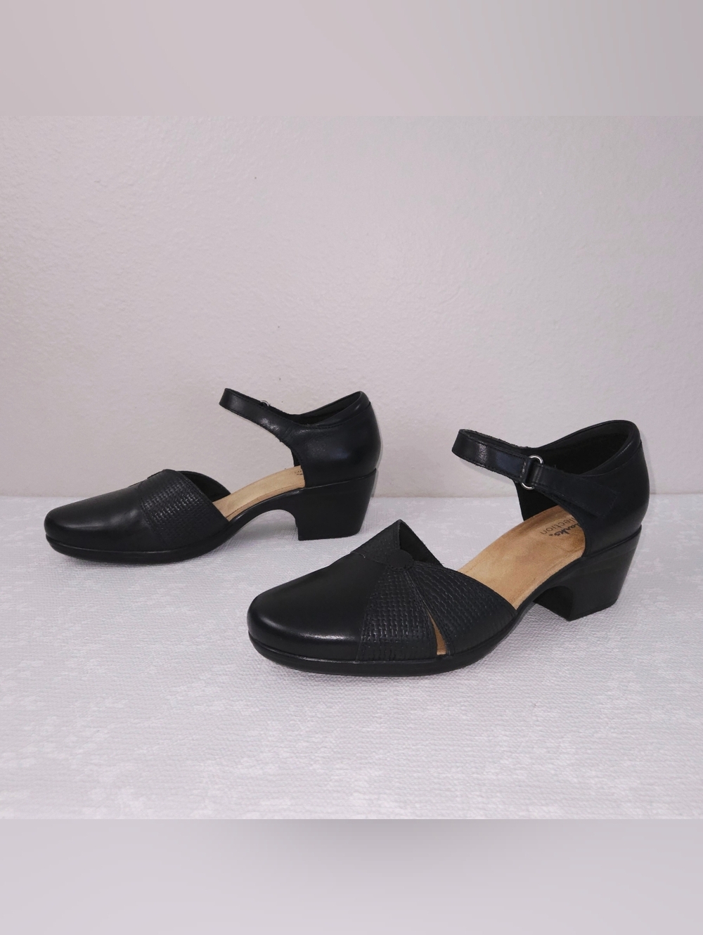 CLARKS Mary Jane Sandal Emily Rae Pumps US 12